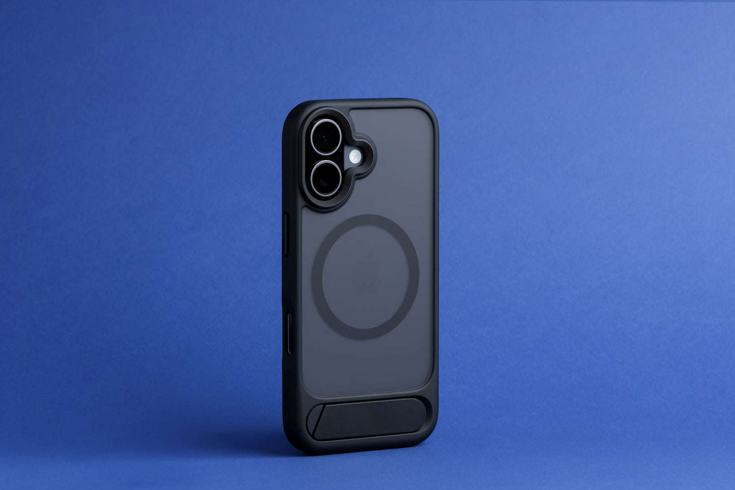 TEKNE Hybrid Frost Matte with stand Case for iPhone 17