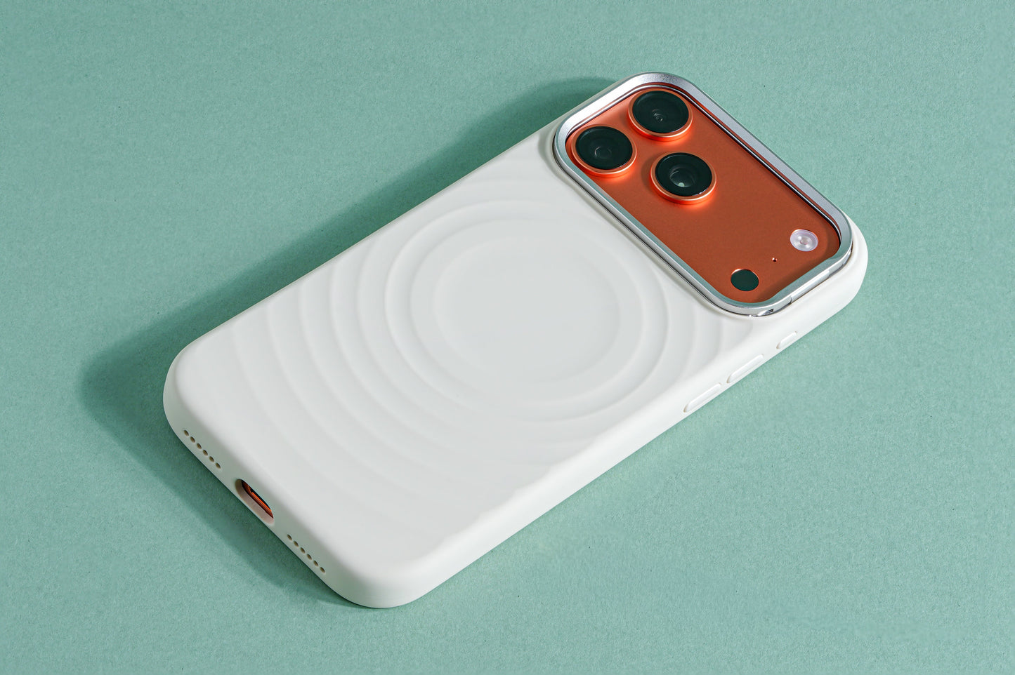 Tekne WaveStand Silicone Case for iPhone 17 Pro Max