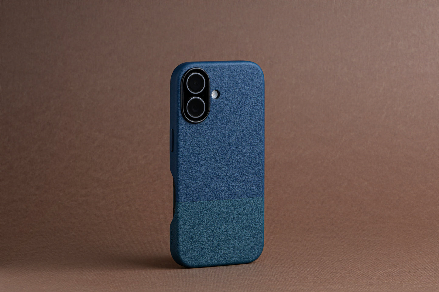 TEKNE DualTone Vegan Leather Case for iPhone 17